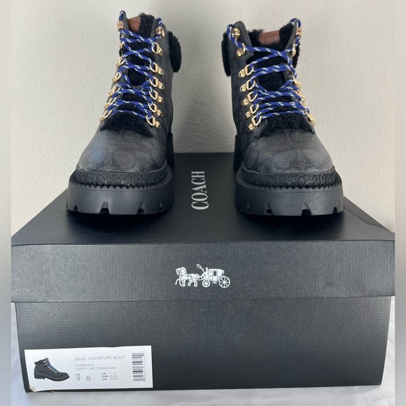 NWT Coach Janel Boats - Picture 3 of 15